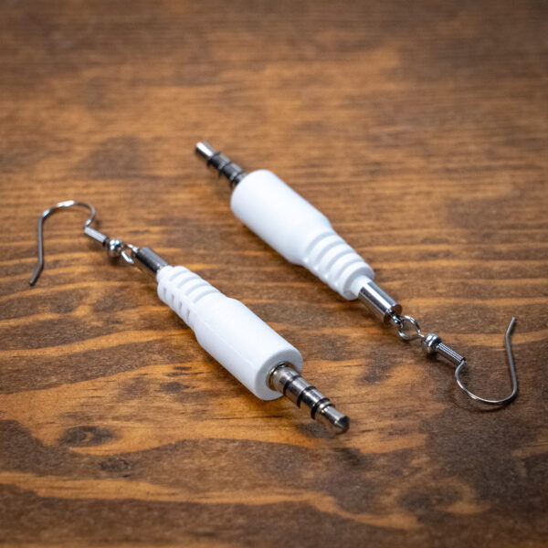 Audio Jack Earrings - white